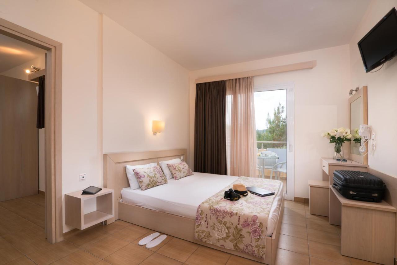 Sunray Hotel Лименария Экстерьер фото